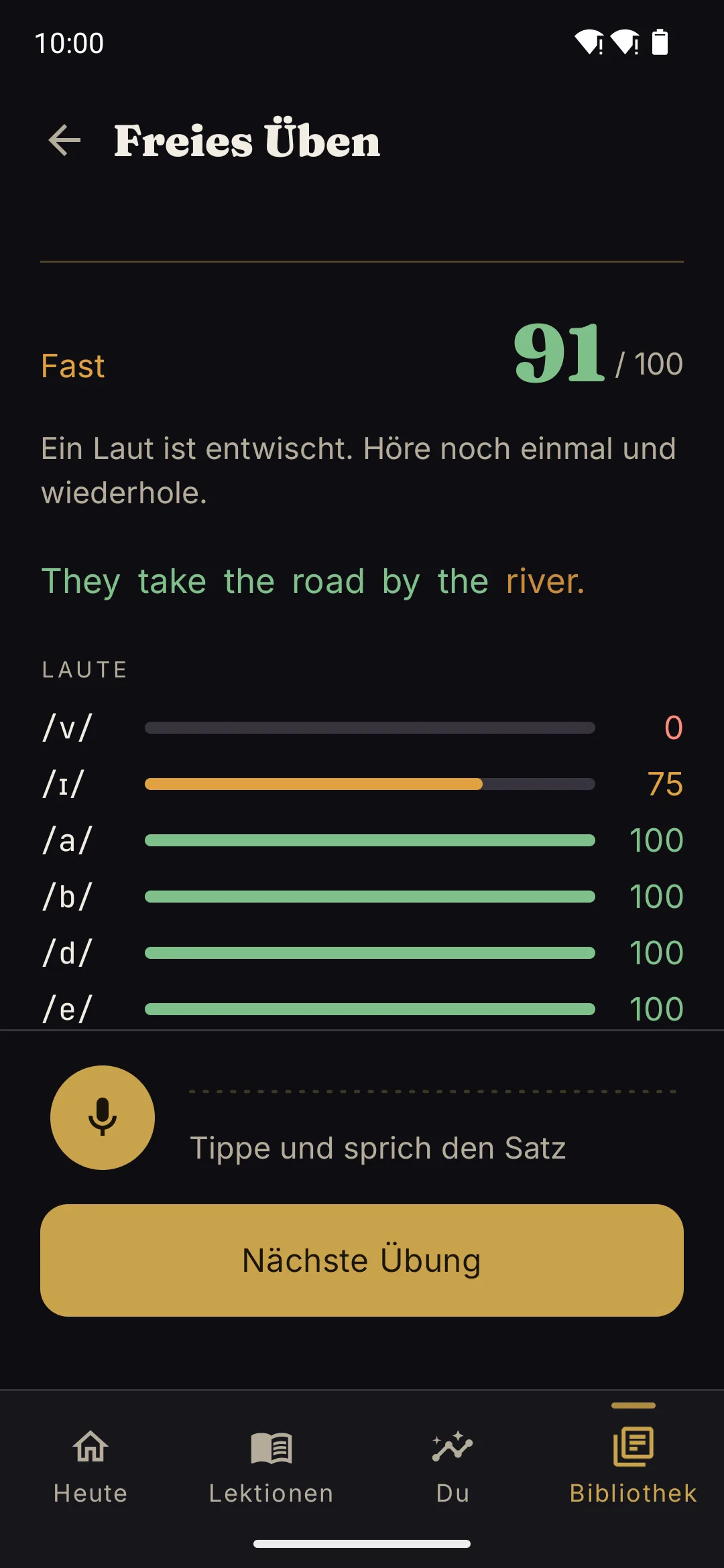 Ein echtes Glosso-Ergebnis: Der Satz „I think it is the third thing“ erhielt 89 von 100, und das Laut-Panel zeigt /θ/ bei 33, alle anderen Laute bei 100.